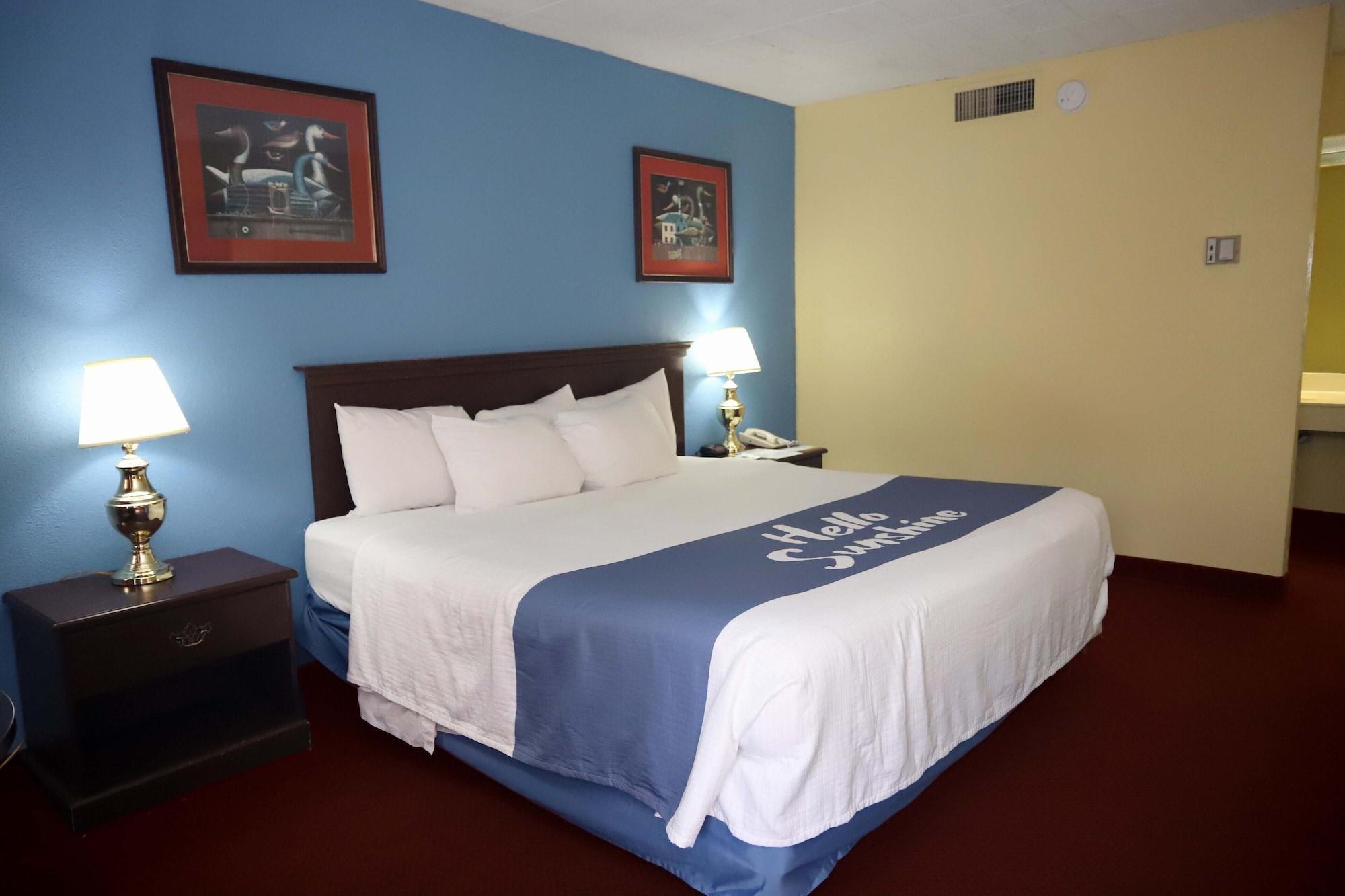 Days Inn East Stroudsburg Eksteriør billede